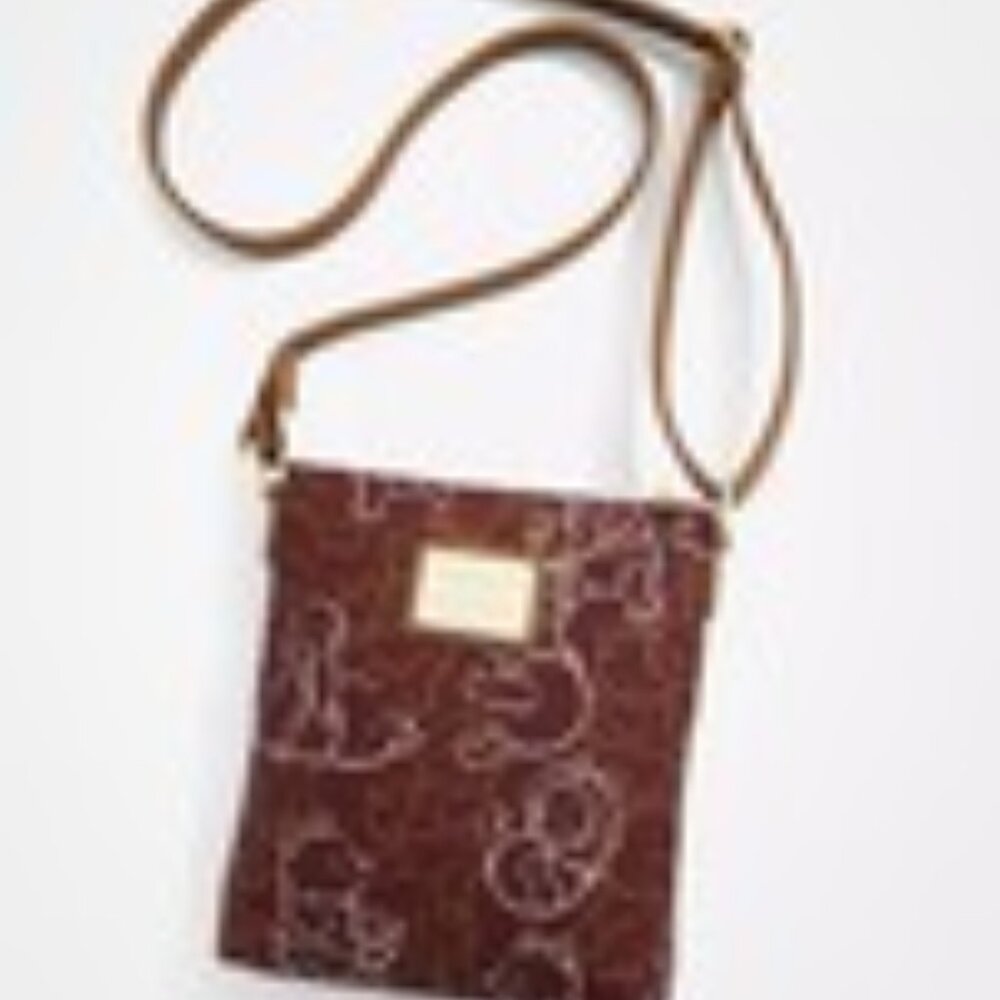 Loungefly Disney Winnie the Pooh Line Art Crossbody bag - Boxlunch exclusive NWT